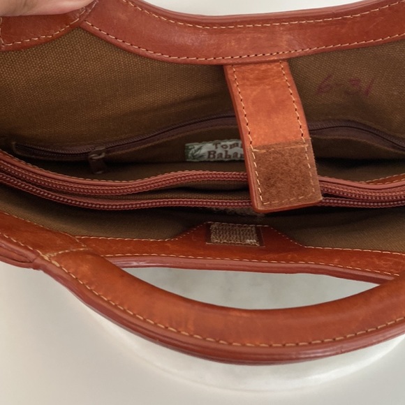 Vintage Tommy Bahama Leather Bag - Picture 4 of 8